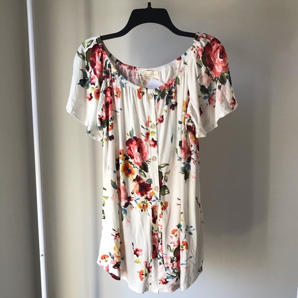 🌿1 LEFT!! Spring Floral Ruffle Sleeve Tunic - Picture 3 of 7